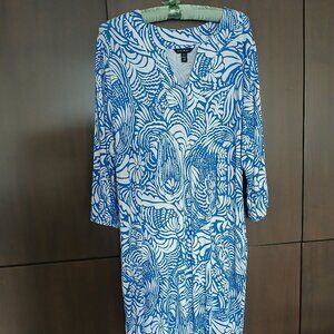Woman shift dress